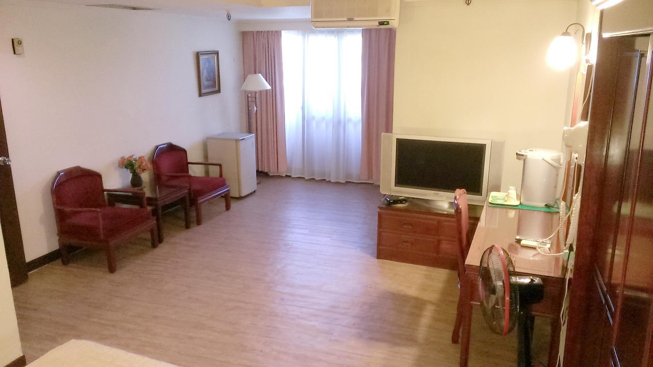 Galaxy Hotel Tajcshung Kültér fotó