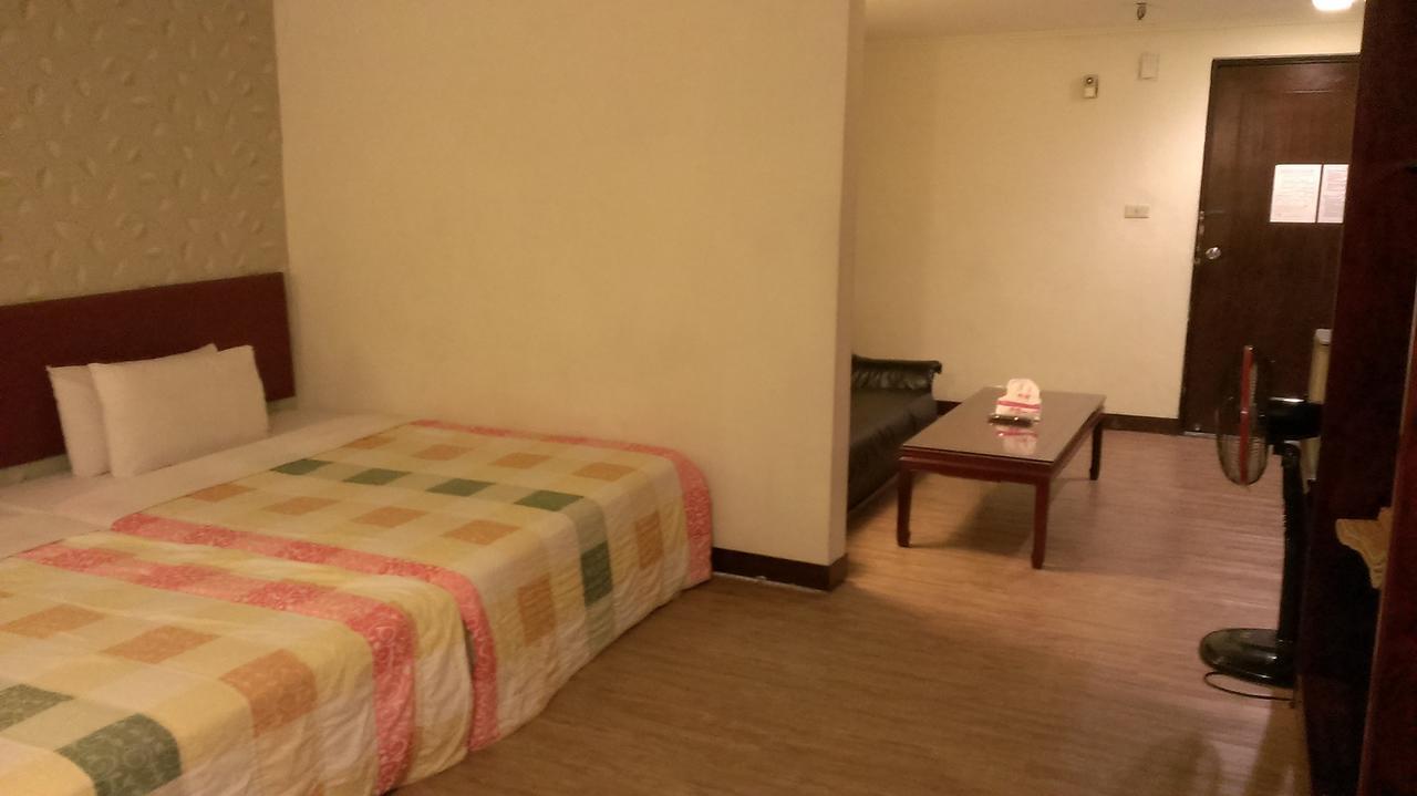 Galaxy Hotel Tajcshung Kültér fotó