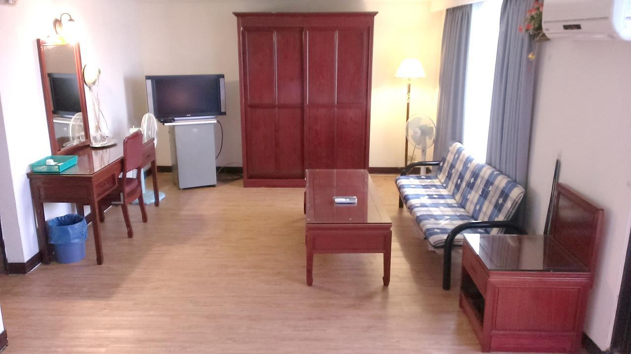Galaxy Hotel Tajcshung Kültér fotó