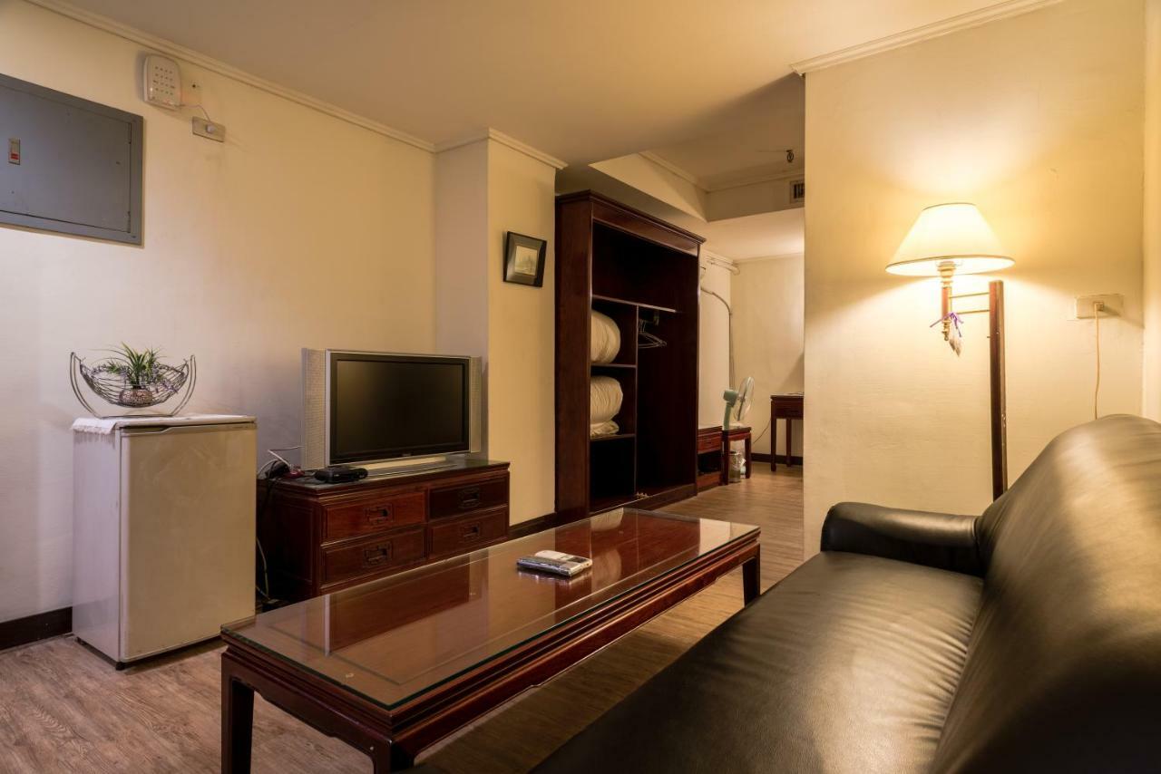 Galaxy Hotel Tajcshung Kültér fotó