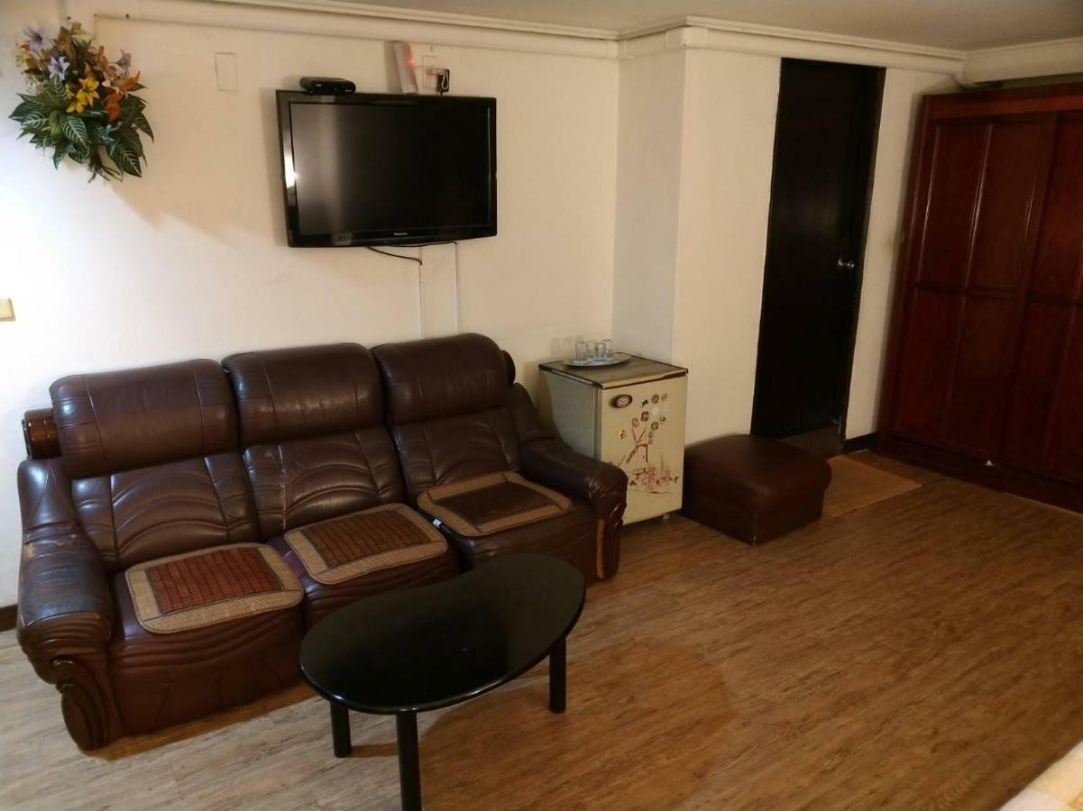 Galaxy Hotel Tajcshung Kültér fotó